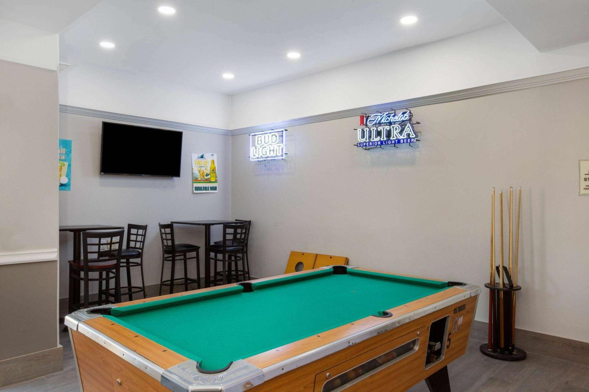 La Quinta Inn Suites By Wyndham Raymondville Harlingen Exterior foto