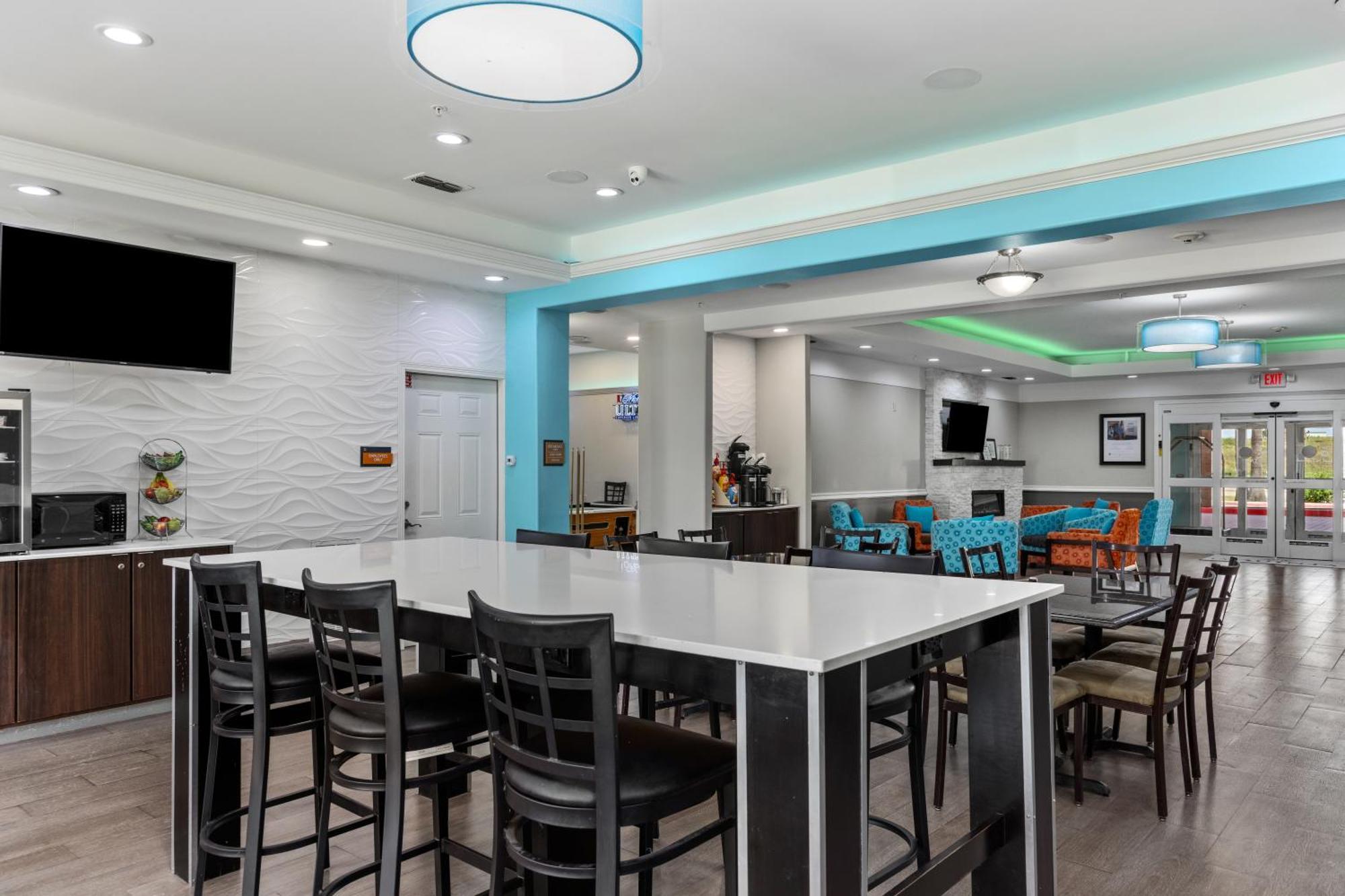 La Quinta Inn Suites By Wyndham Raymondville Harlingen Exterior foto