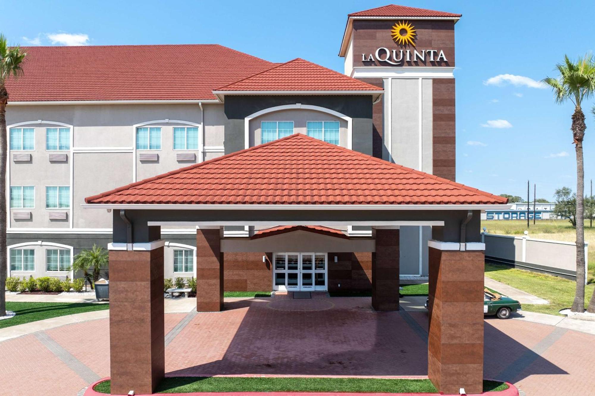 La Quinta Inn Suites By Wyndham Raymondville Harlingen Exterior foto