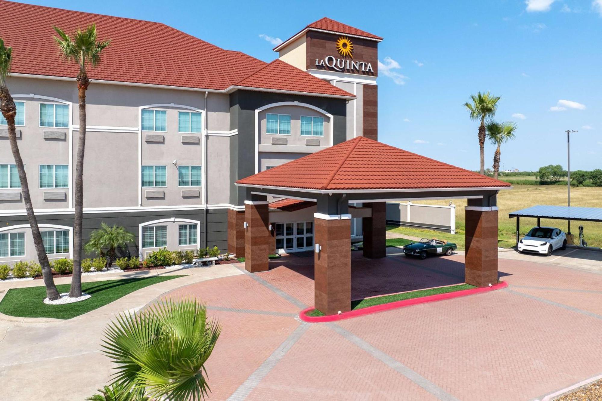 La Quinta Inn Suites By Wyndham Raymondville Harlingen Exterior foto